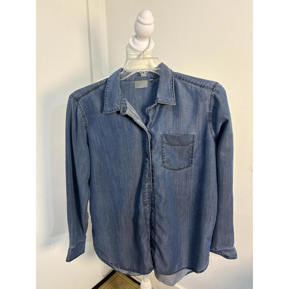 Athleta Denim Button-Up Shirt Large Tunic Length so soft